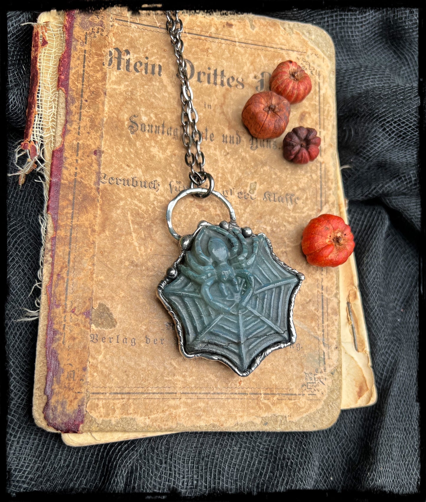Spider on web carved Labradorite Tiffany technique necklace~