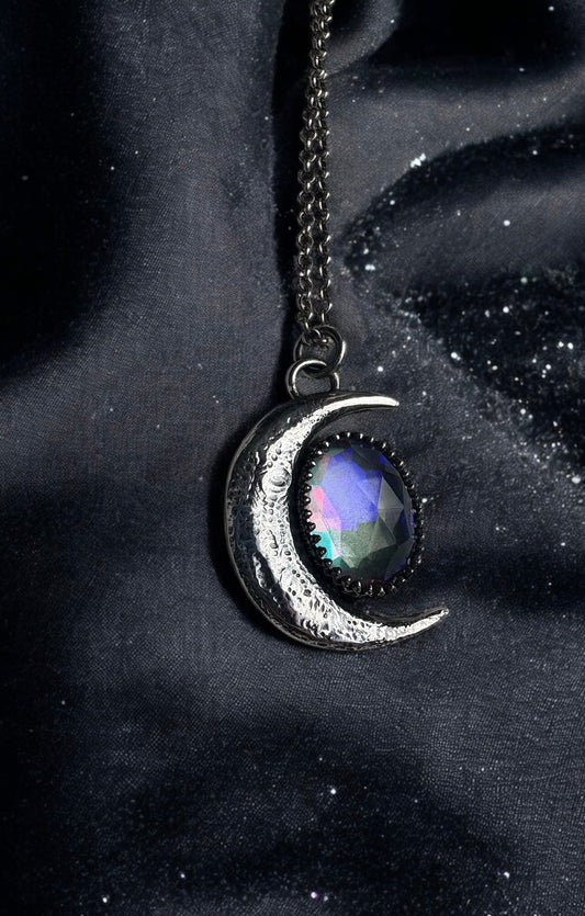 Mystic Moon drop—