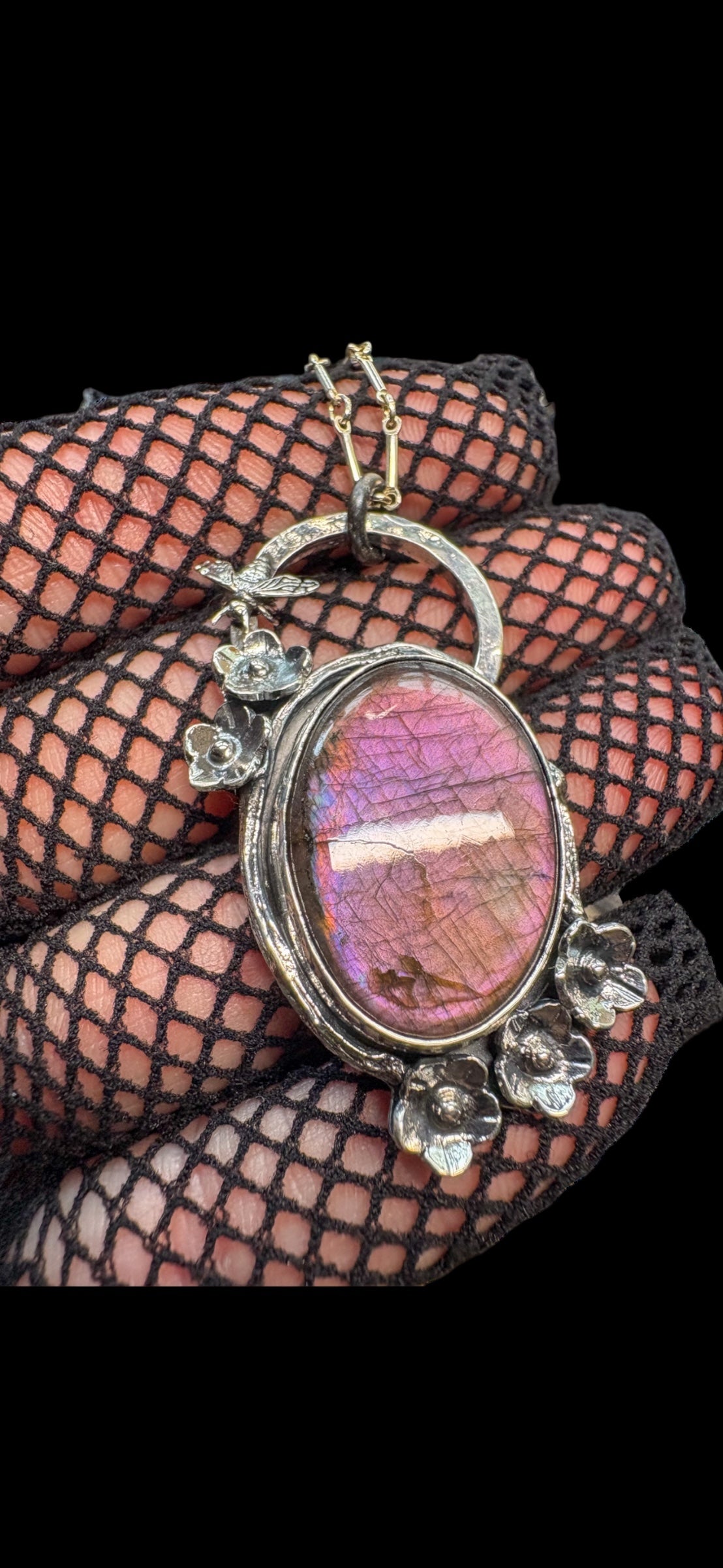 The Violet Apiary – Sterling Silver Necklace with Purple Labradorite, Bee & Bloom