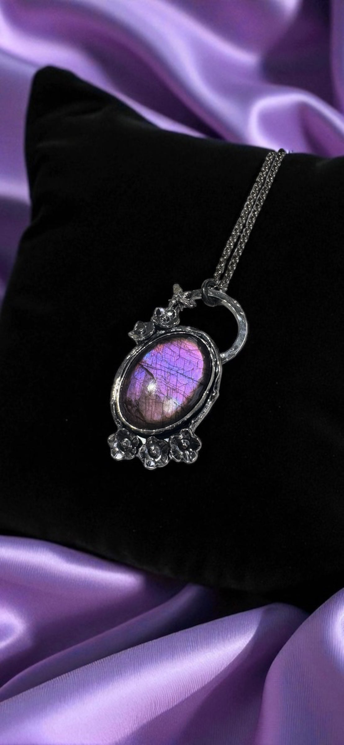 The Violet Apiary – Sterling Silver Necklace with Purple Labradorite, Bee & Bloom