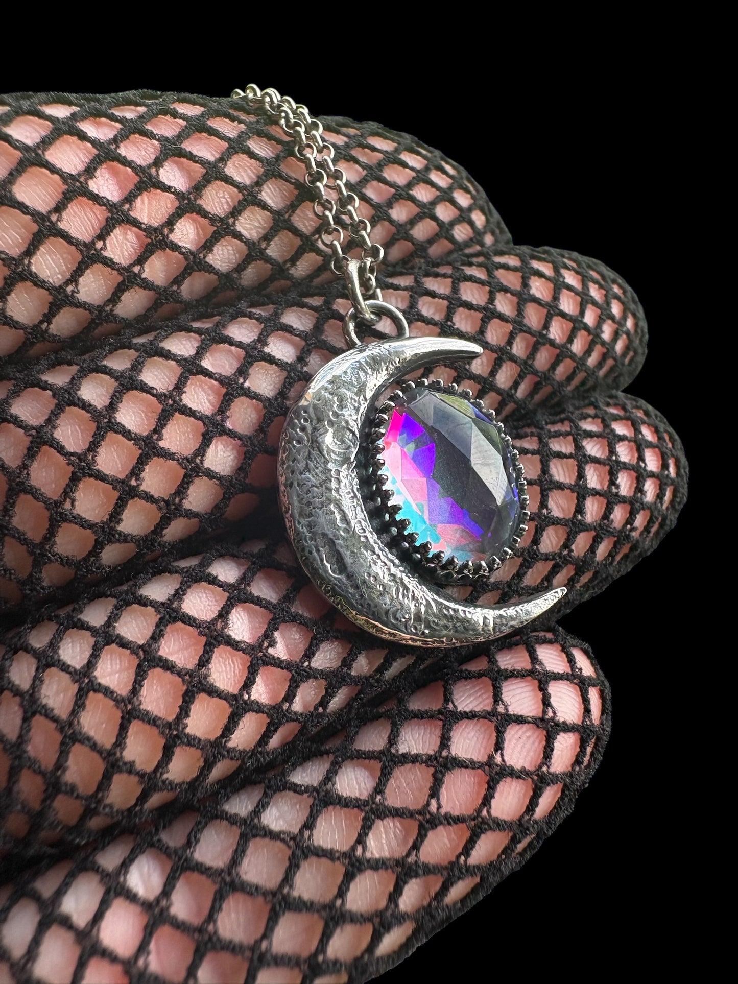 Mystic Moon drop—