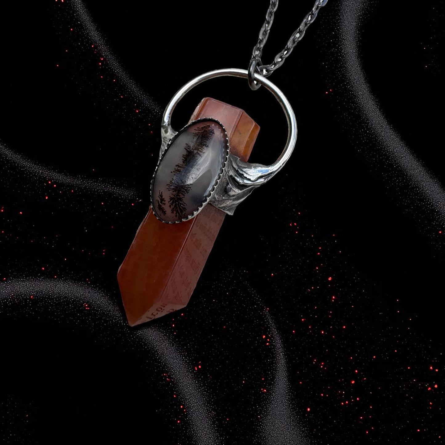 Handcrafted, red carnelian and dendritic agate Tiffany technique Crystal Tasman necklace-