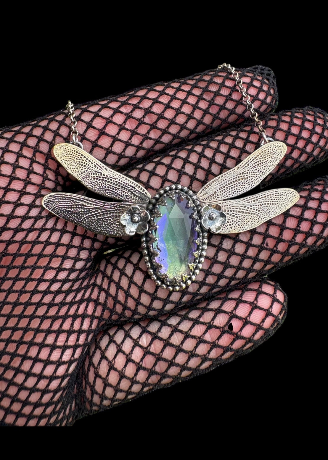 Duskborne Sprite – Mystic Quartz Dragonfly Necklace