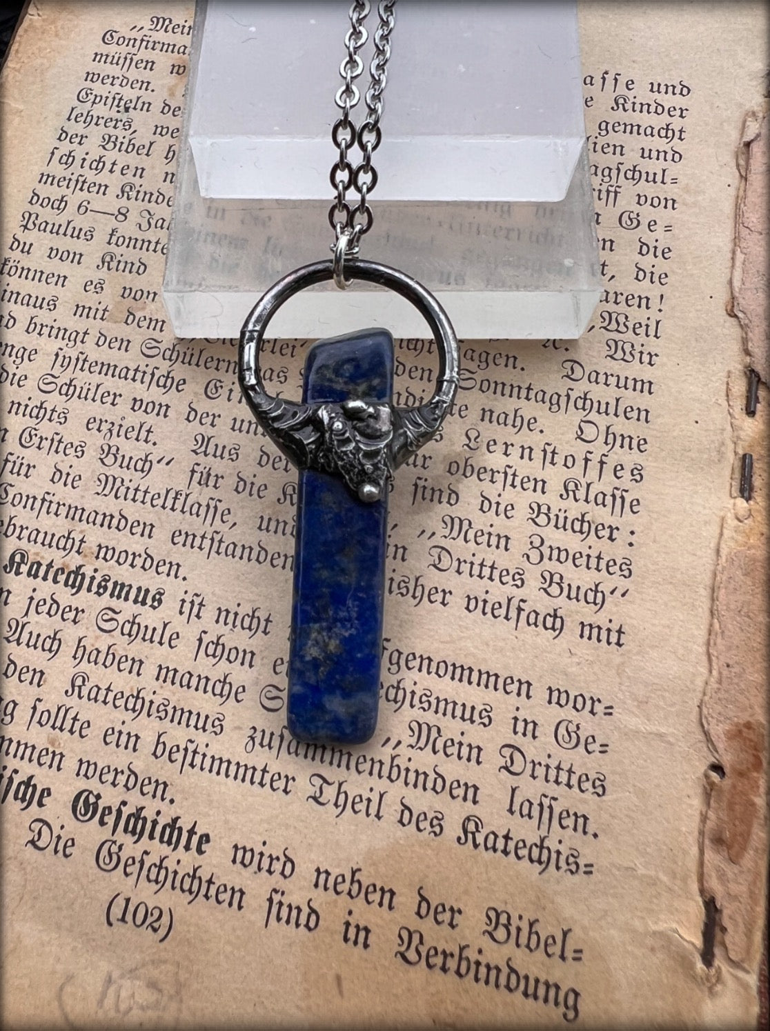 Blue kyanite brutalist style Tiffany Technique crystal layering necklace~