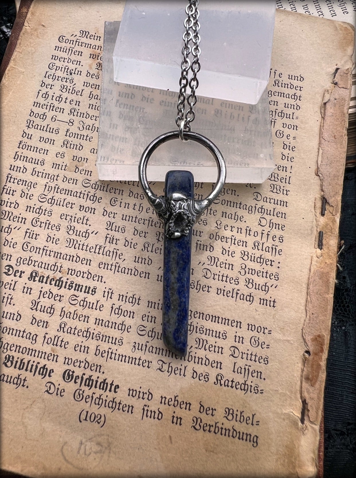 Blue kyanite brutalist style Tiffany Technique crystal layering necklace~