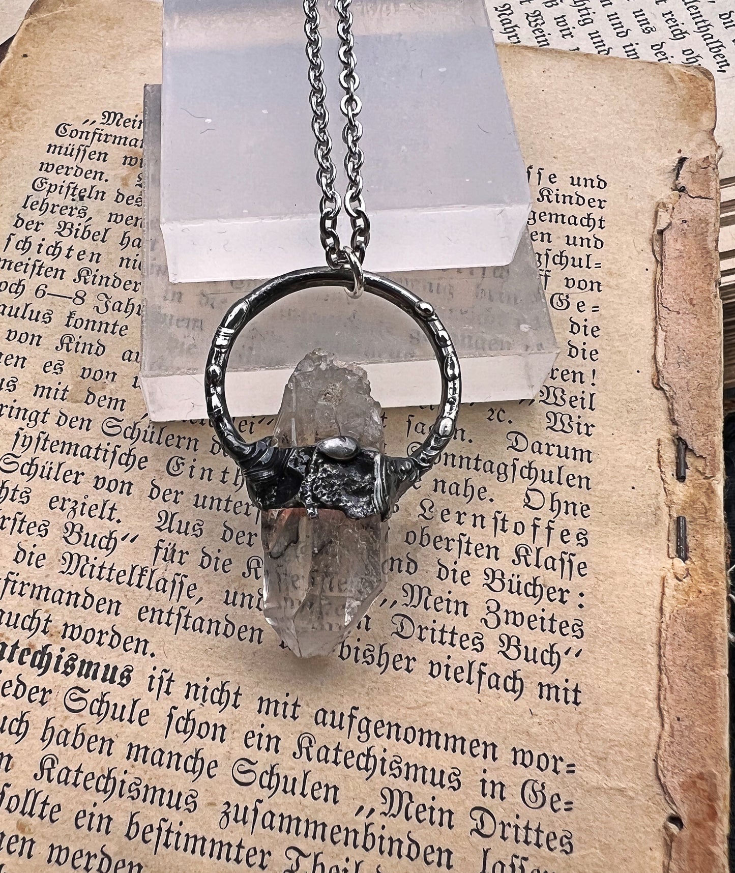 Arkansas clear quartz brutalist style Tiffany Technique crystal layering necklace~