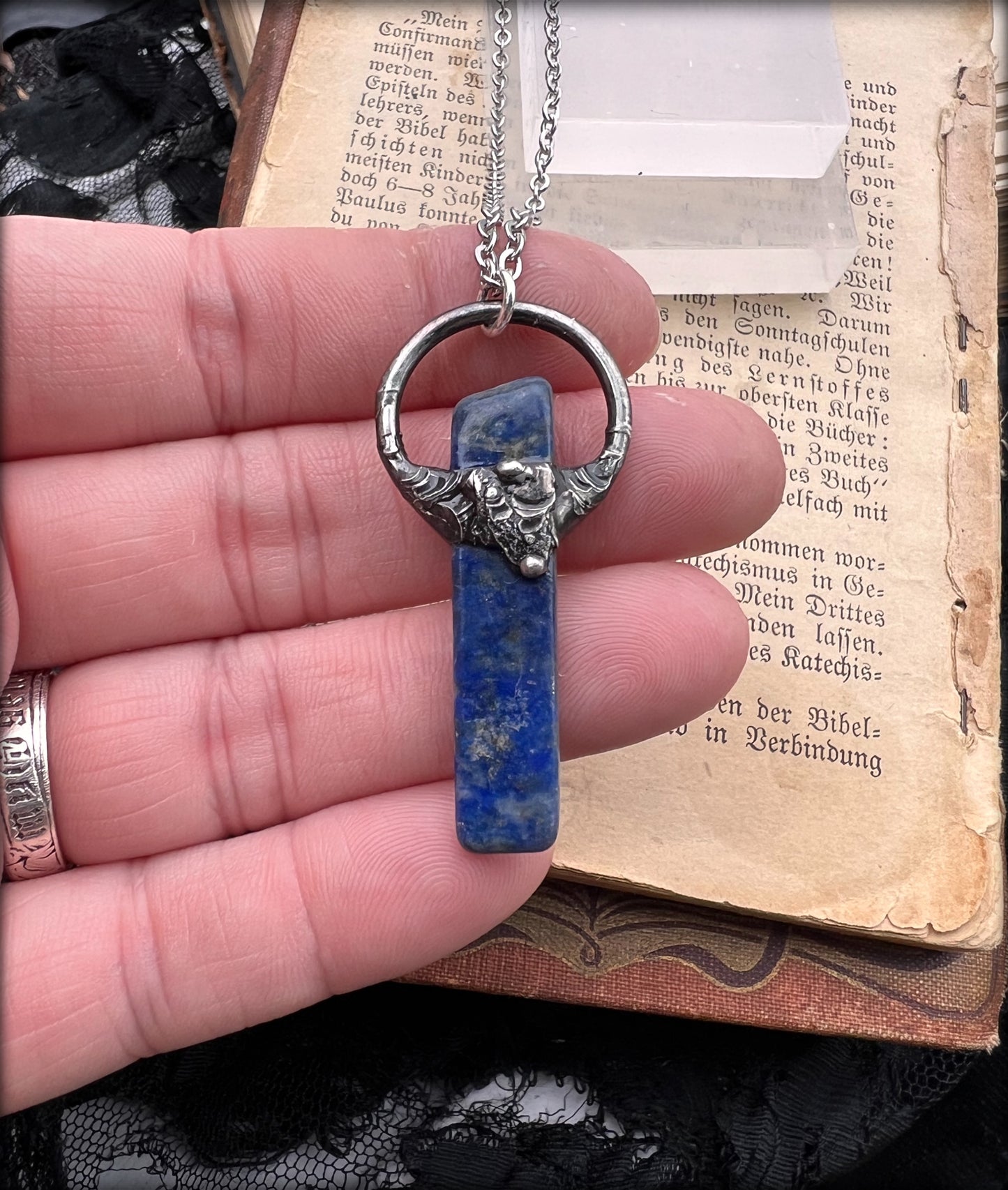 Blue kyanite brutalist style Tiffany Technique crystal layering necklace~