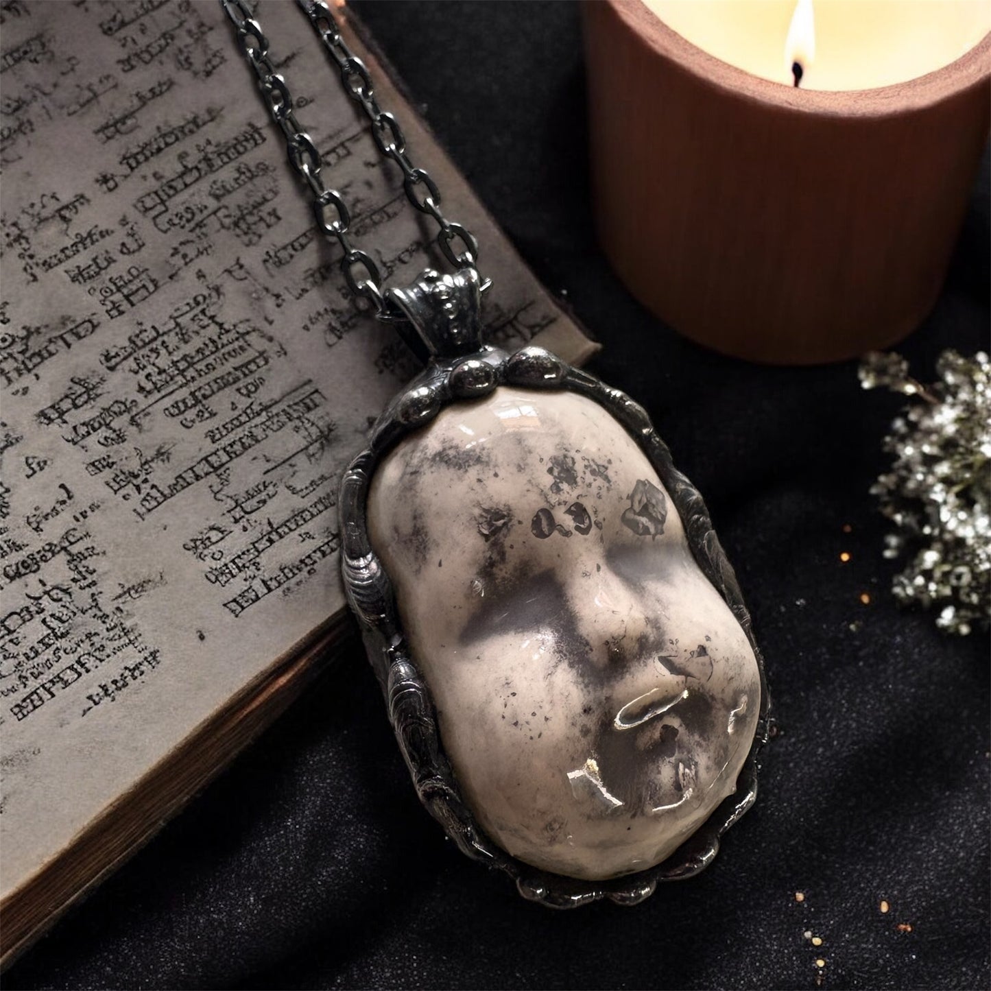 Baby creep~porcelain creepy baby doll face Tiffany technique necklace~