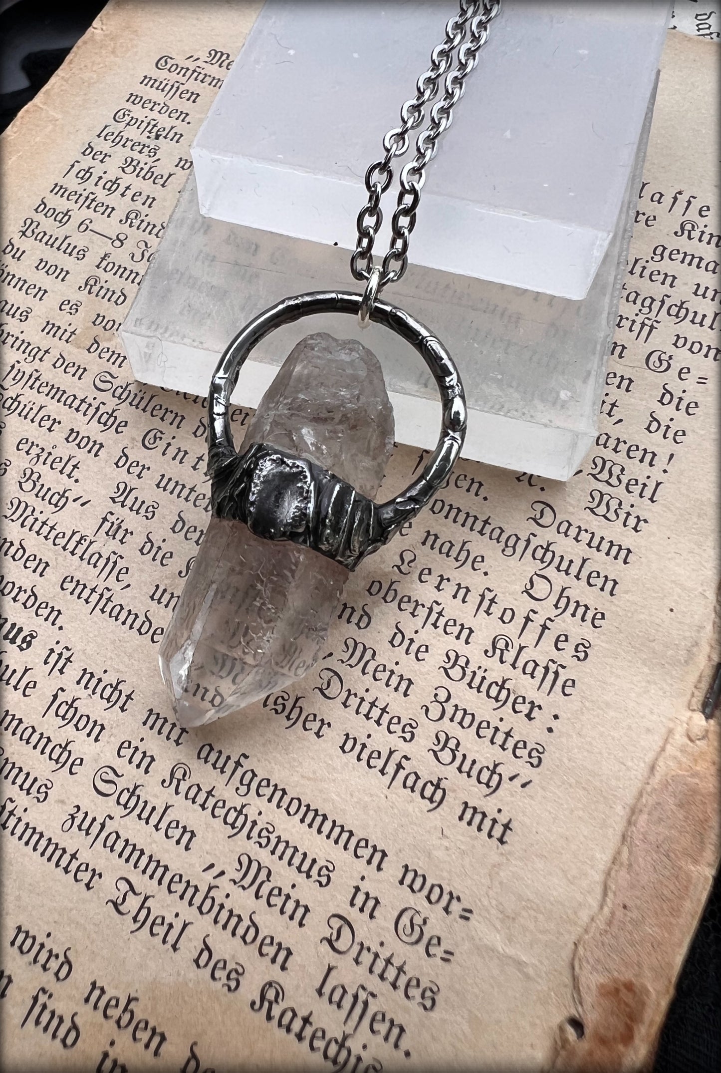 Arkansas clear quartz brutalist style Tiffany Technique crystal layering necklace~